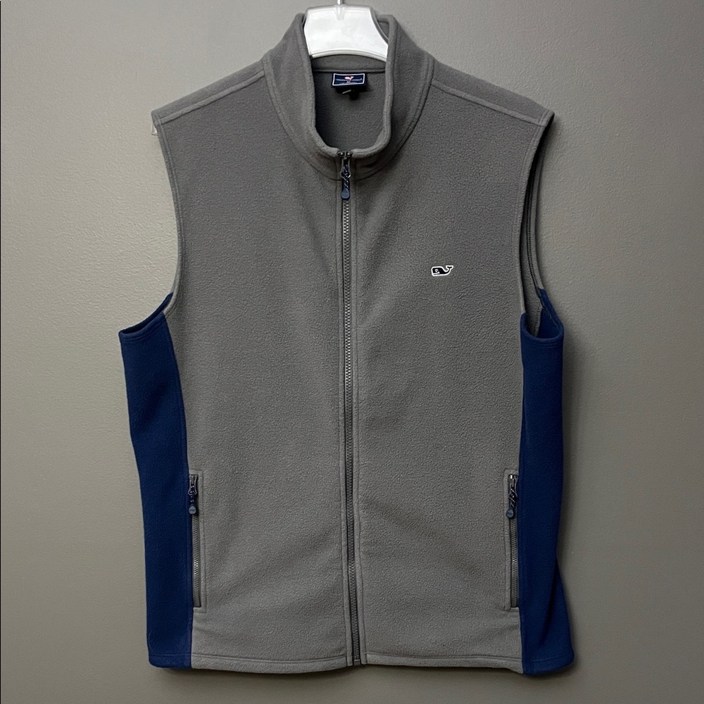 Vineyard Vines Men's Gray and Navy Fleece Vest - Size M